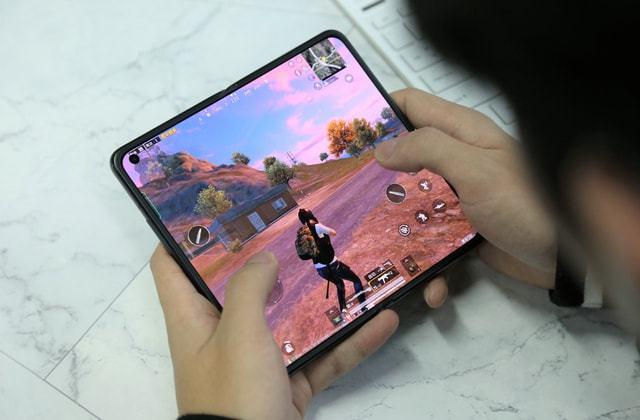 和平精英辅助【蜜雪冰城直装V3.0】人机识别  子弹追踪 开火自瞄 人物透视